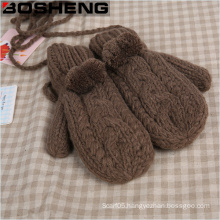 Women′s Super Thick Warm Knitted Gloves Mitten with Fur Pompom